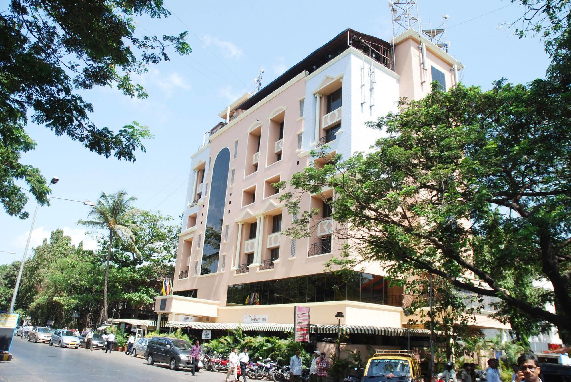 The International By Tunga Hotel Bombay Eksteriør billede